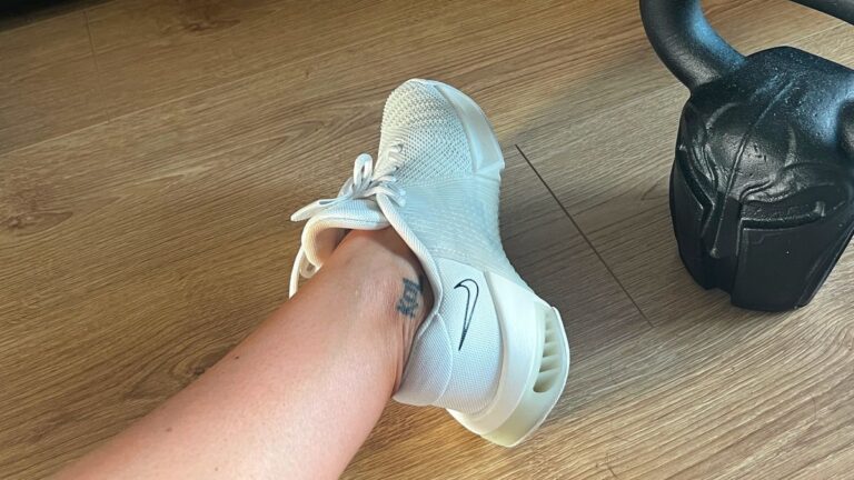 Nike Metcon 9 on writer